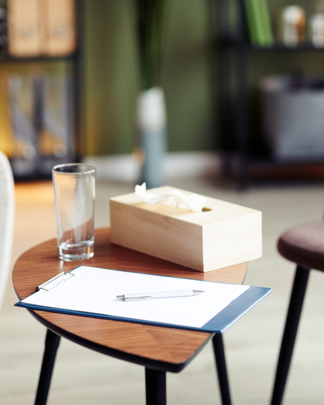 Seven content ideas for therapists that help potential clients understand their approach and build trust before booking